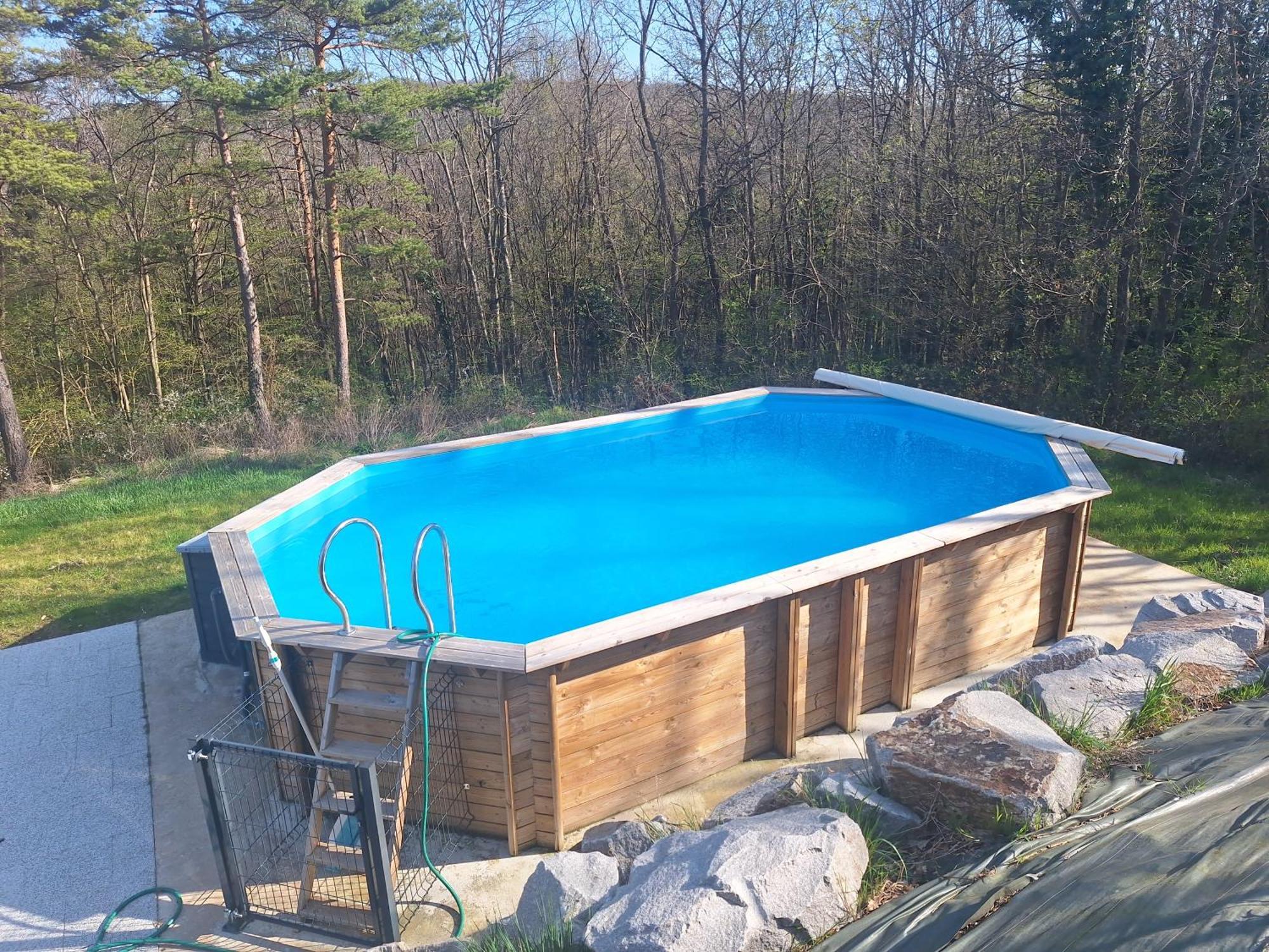 Le Chalet Avec Piscine - 오베르네 외부 사진